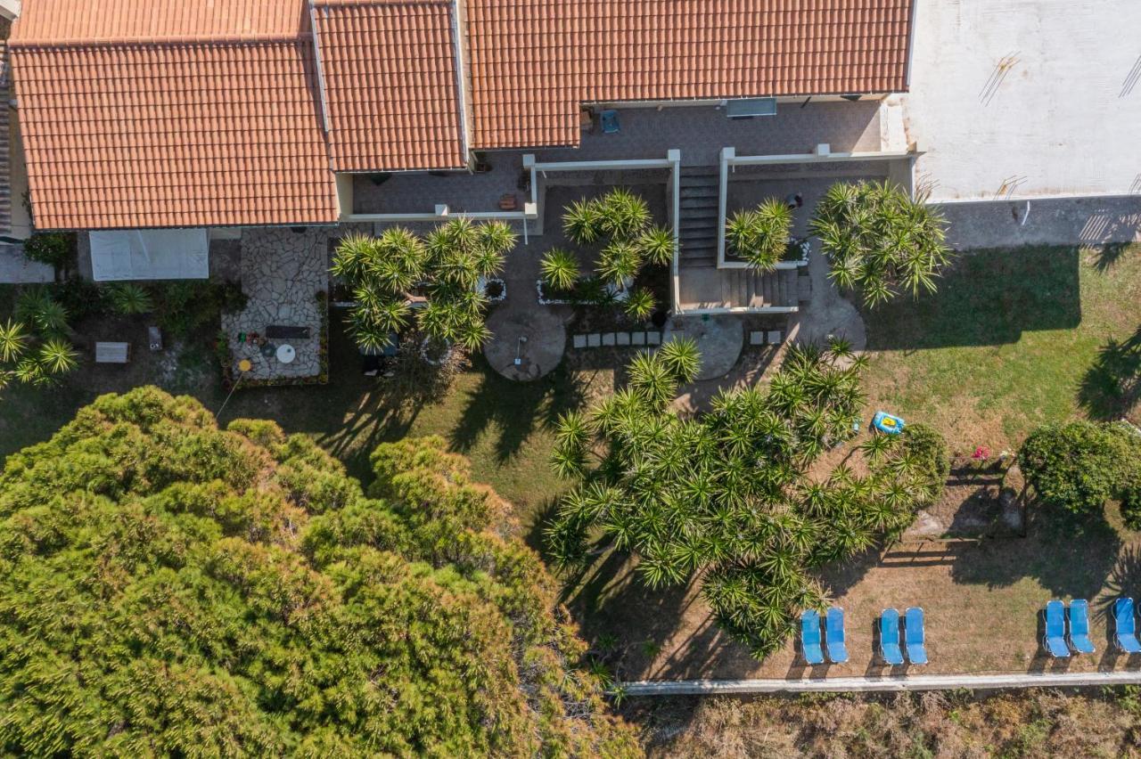 Lazaris Apartments Almiros Beach ภายนอก รูปภาพ