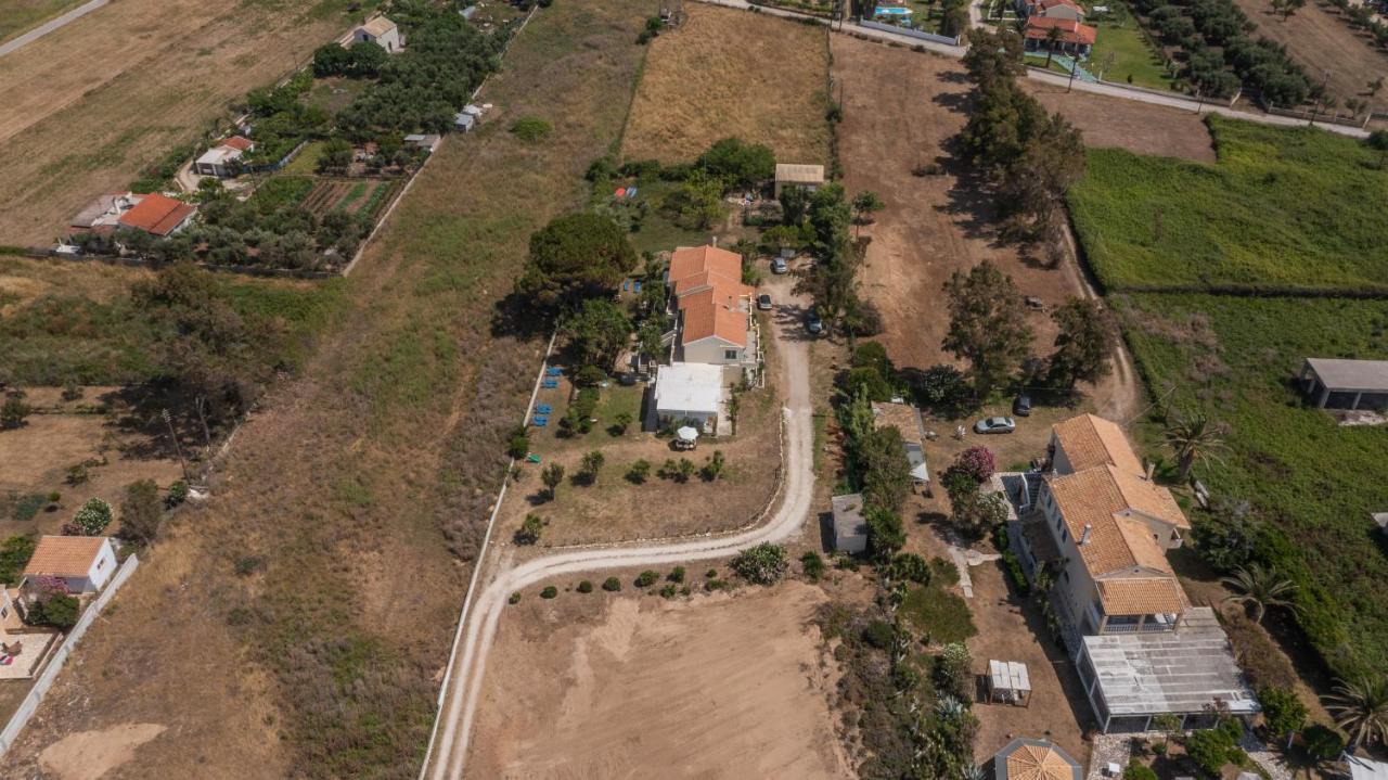 Lazaris Apartments Almiros Beach ภายนอก รูปภาพ