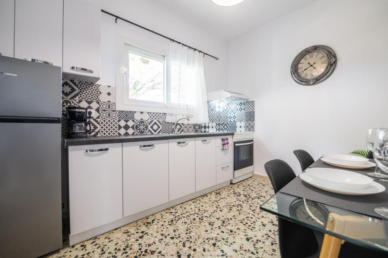 Lazaris Apartments Almiros Beach ภายนอก รูปภาพ